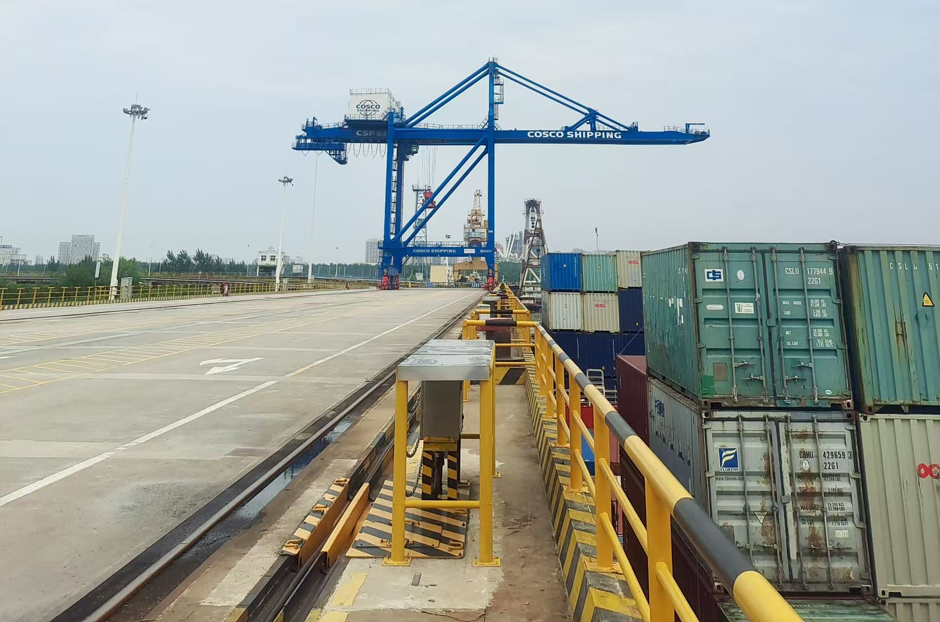 ��yun�����������