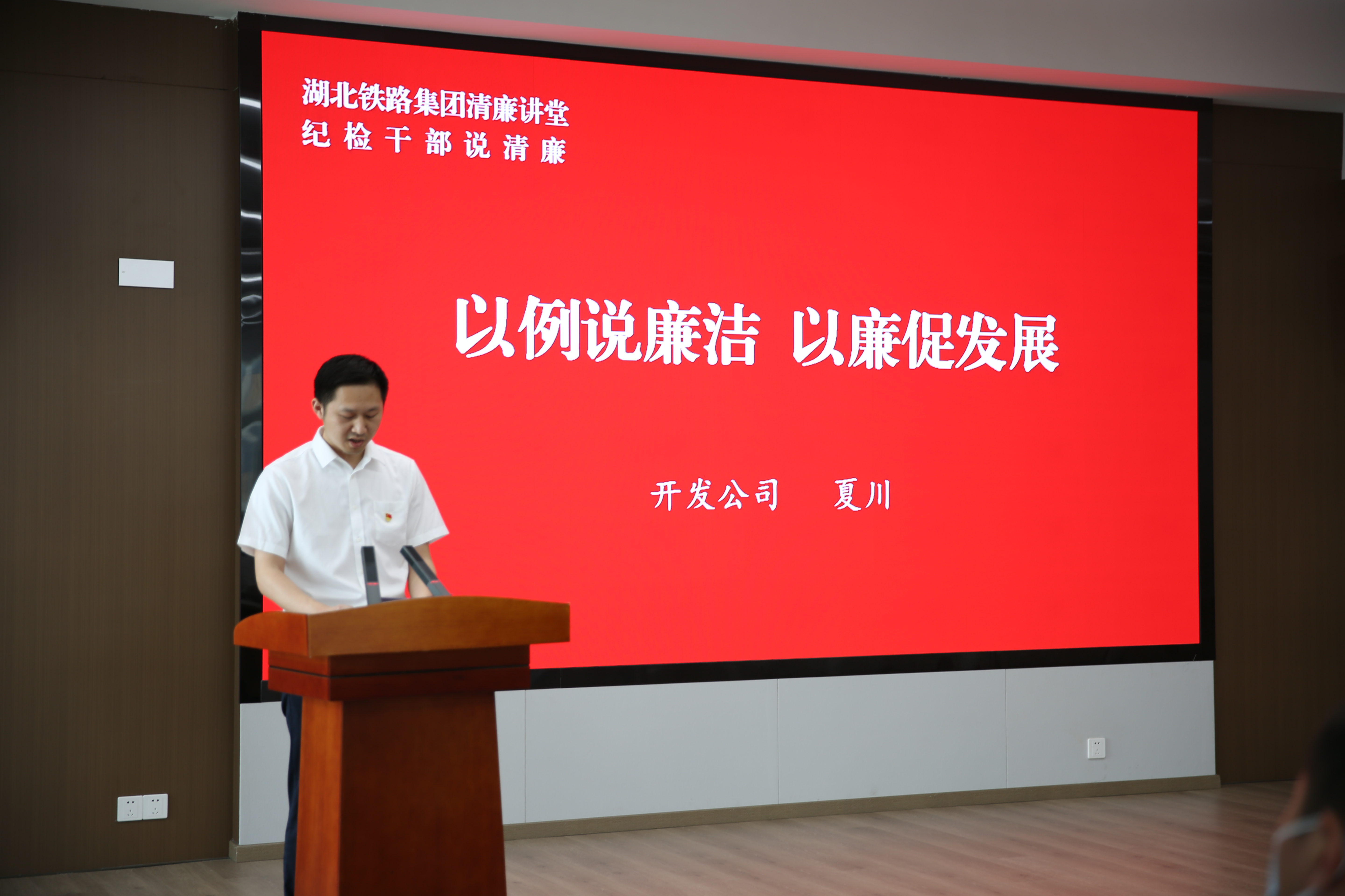 ��yun�����������