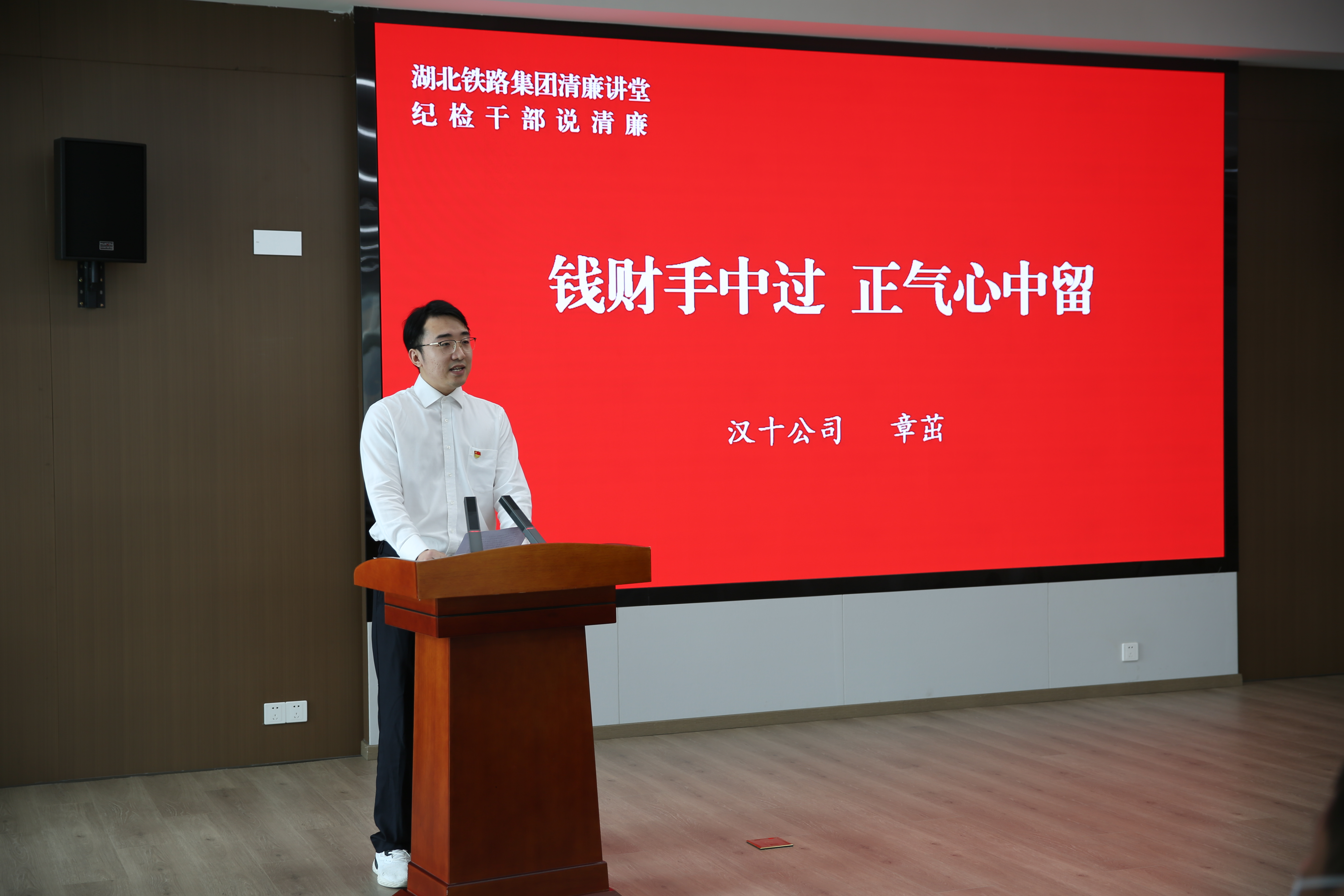 ��yun�����������