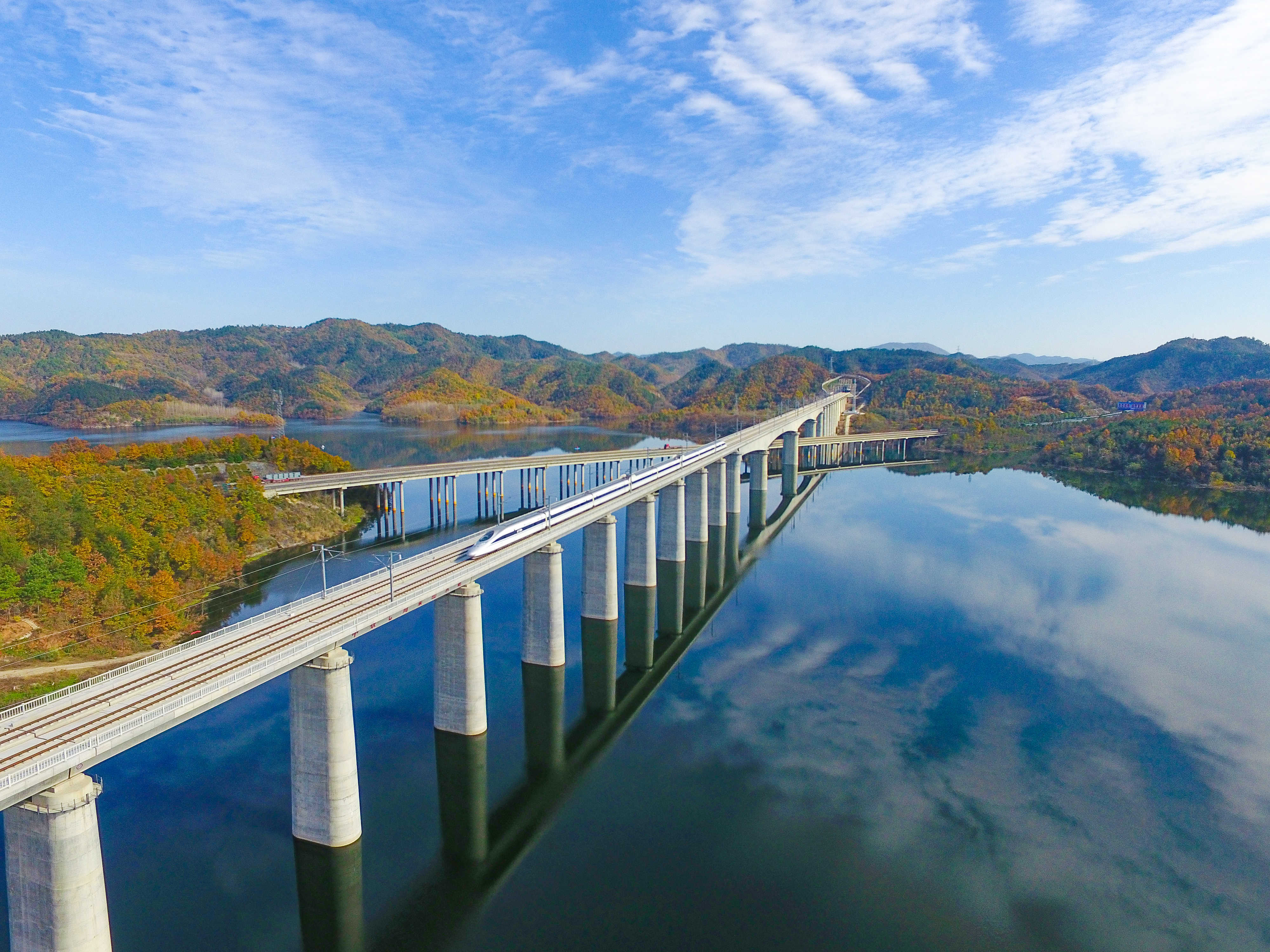 ��yun�����������