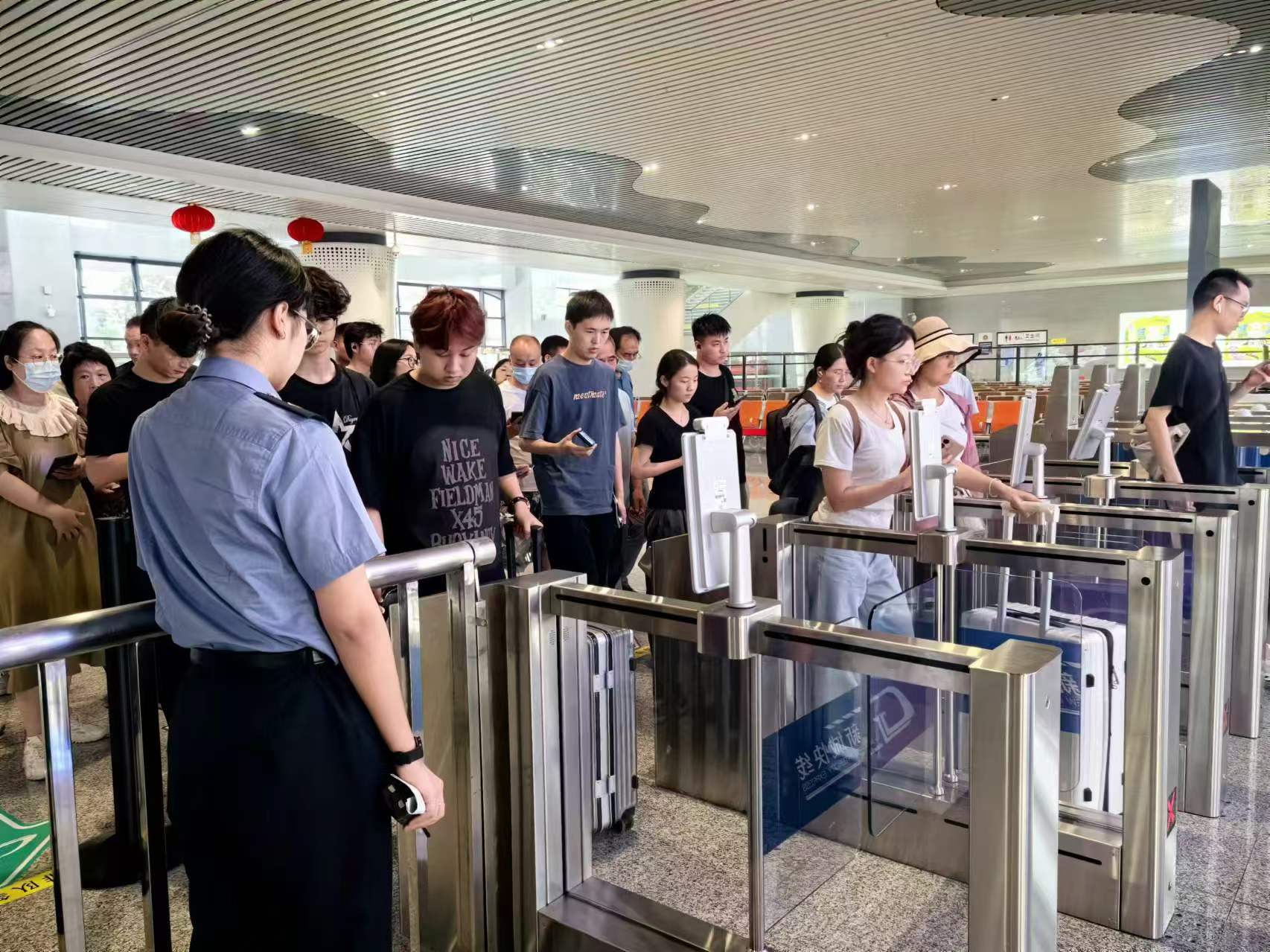 ��yun�����������