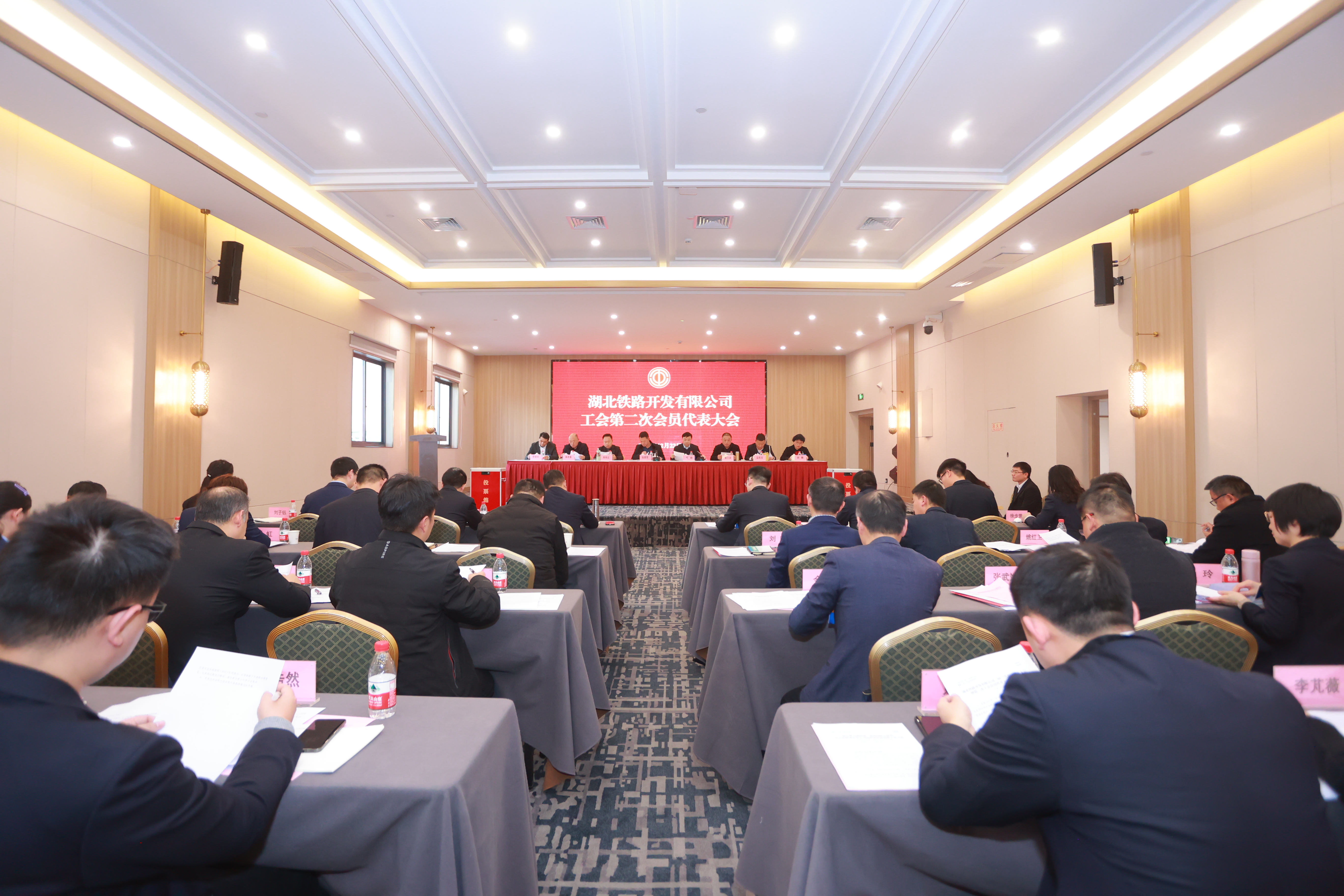 ��yun�����������