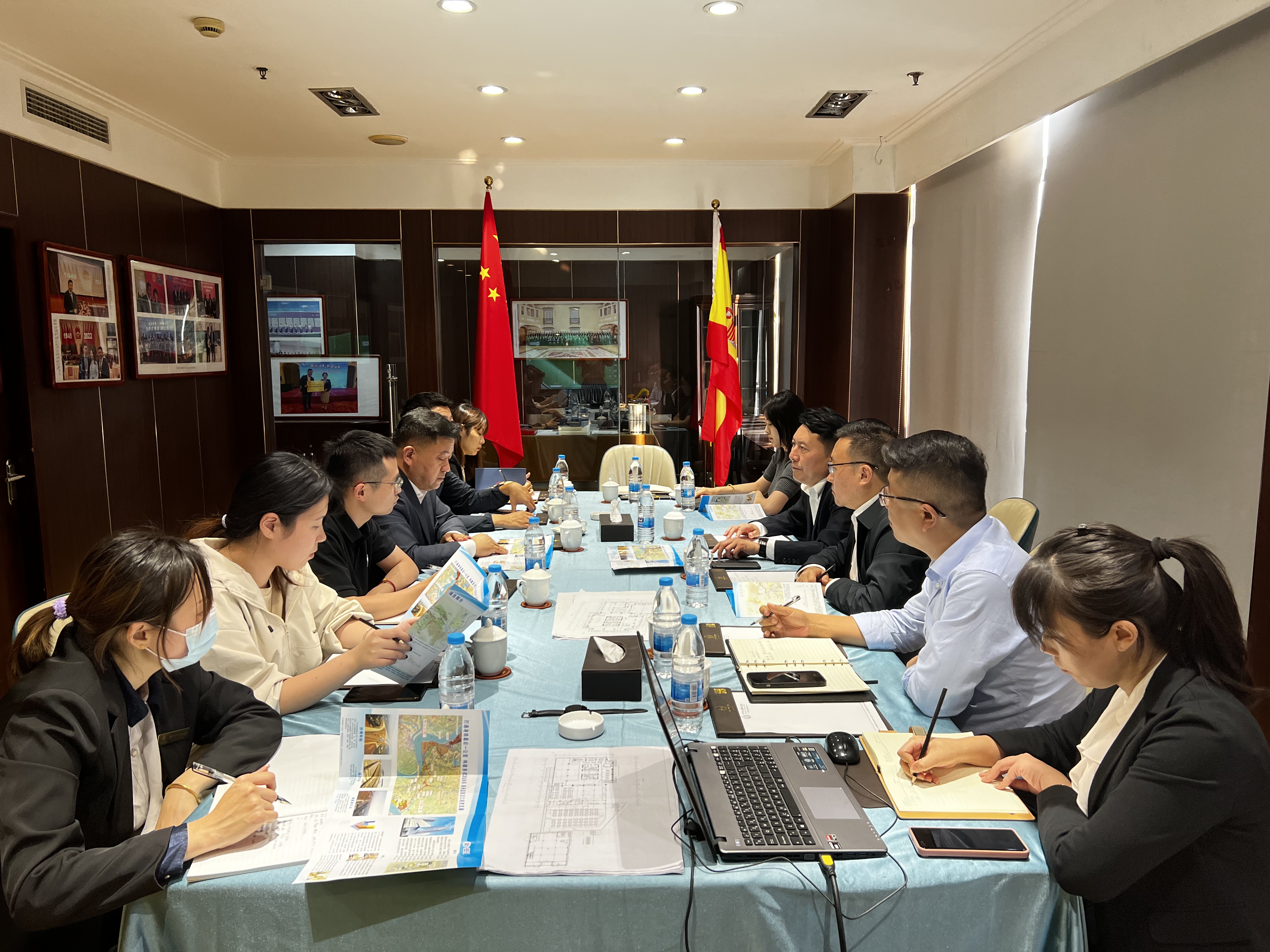 ��yun�����������