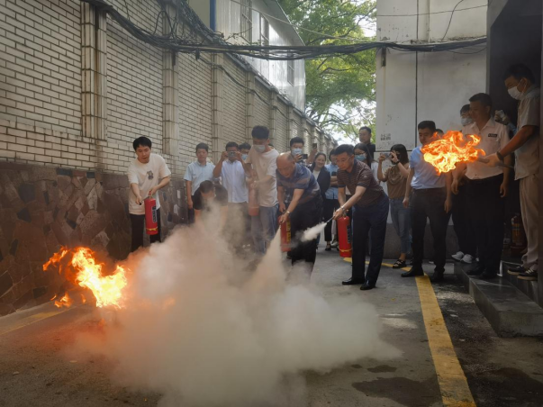 ��yun�����������