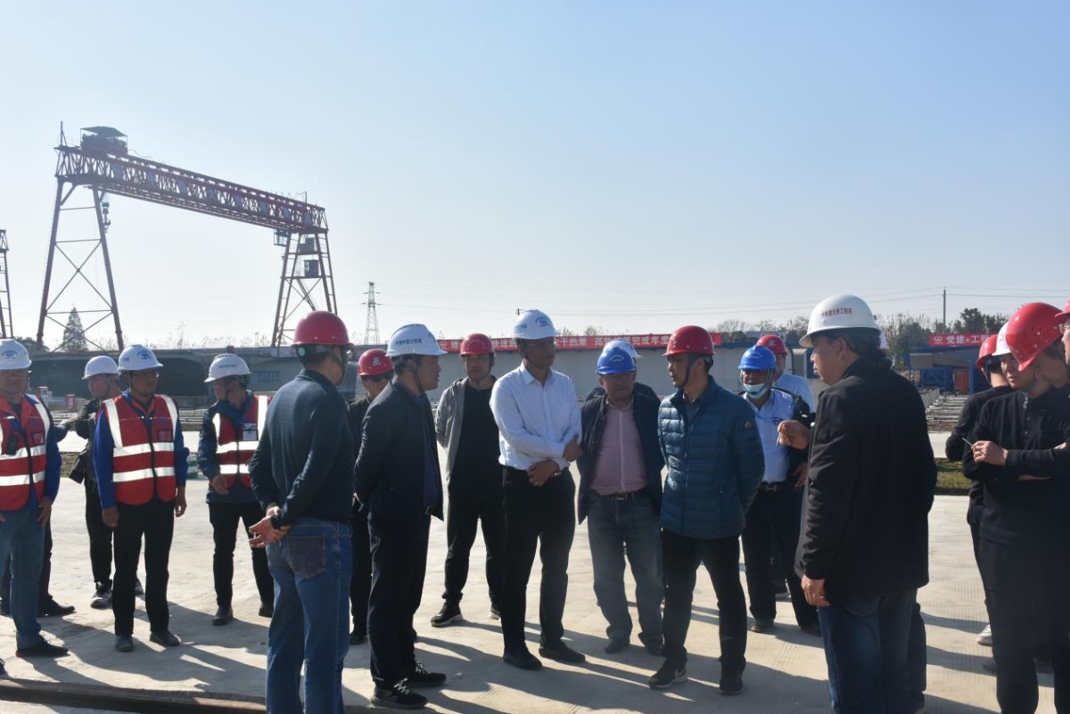 ��yun�����������