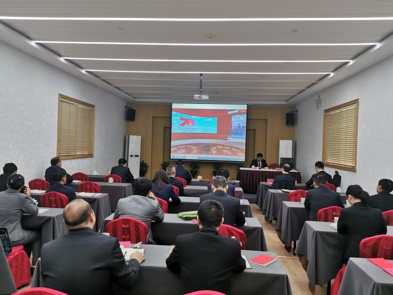 ��yun�����������