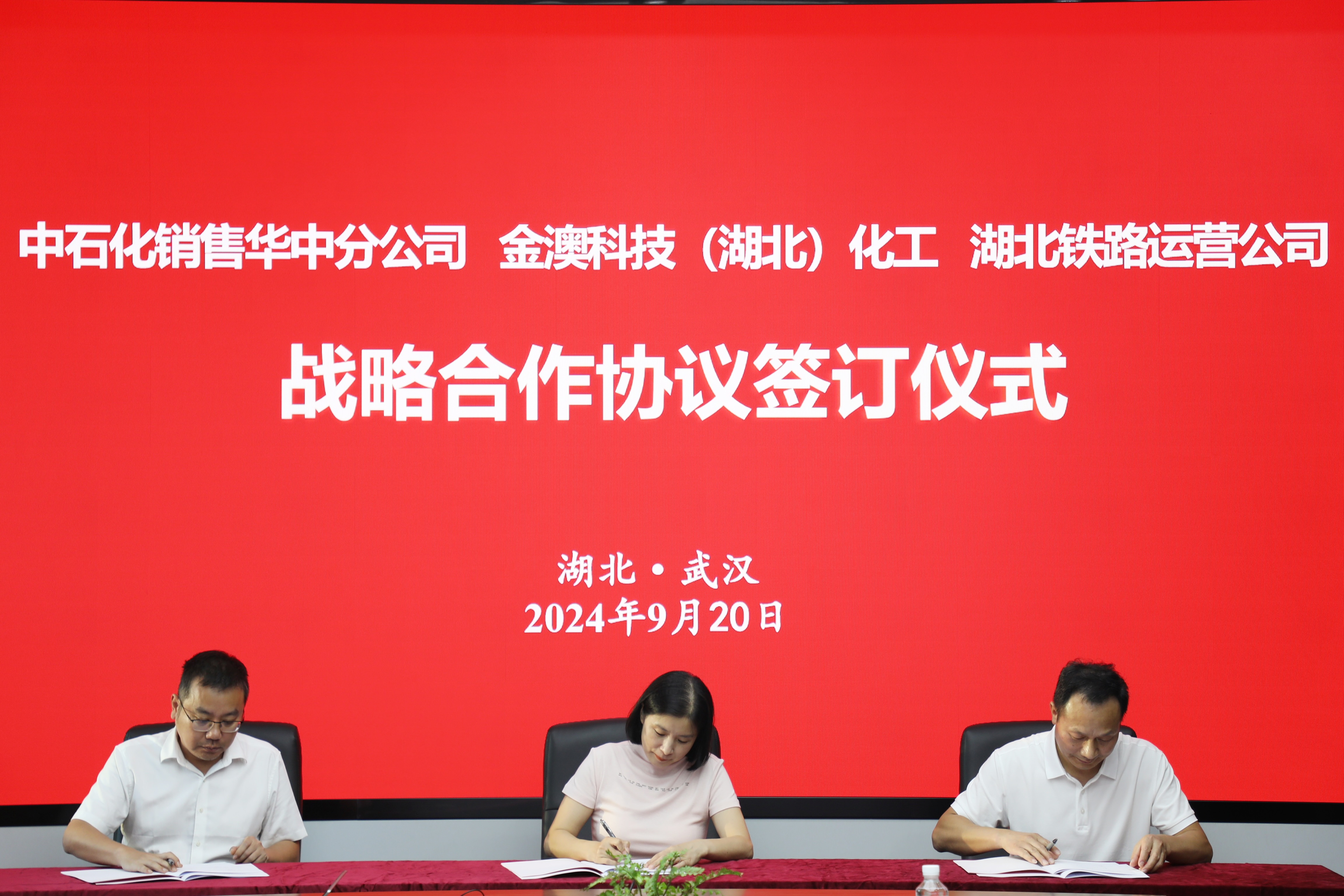 ��yun�����������