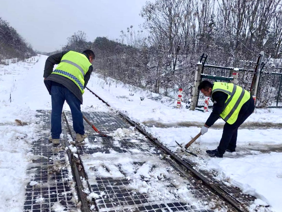 ��yun�����������