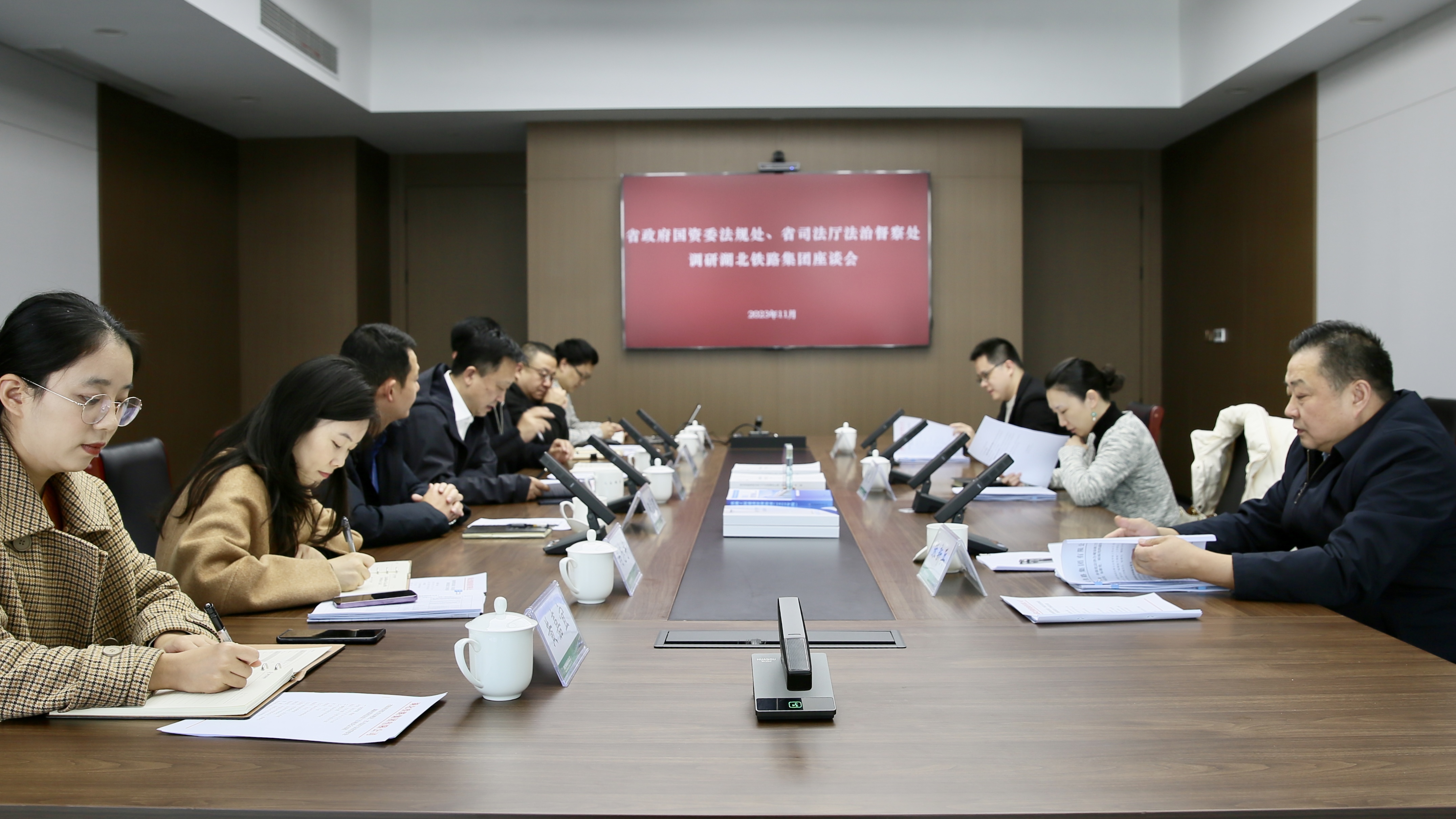 ��yun�����������