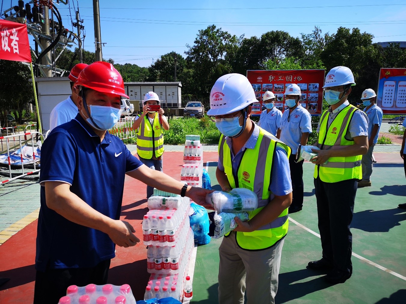 ��yun�����������