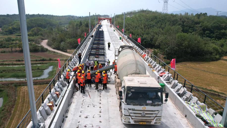 ��yun�����������