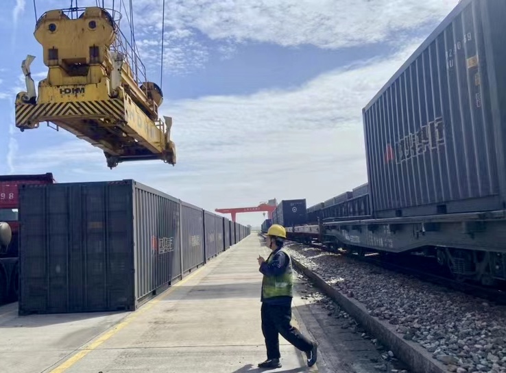 ��yun�����������