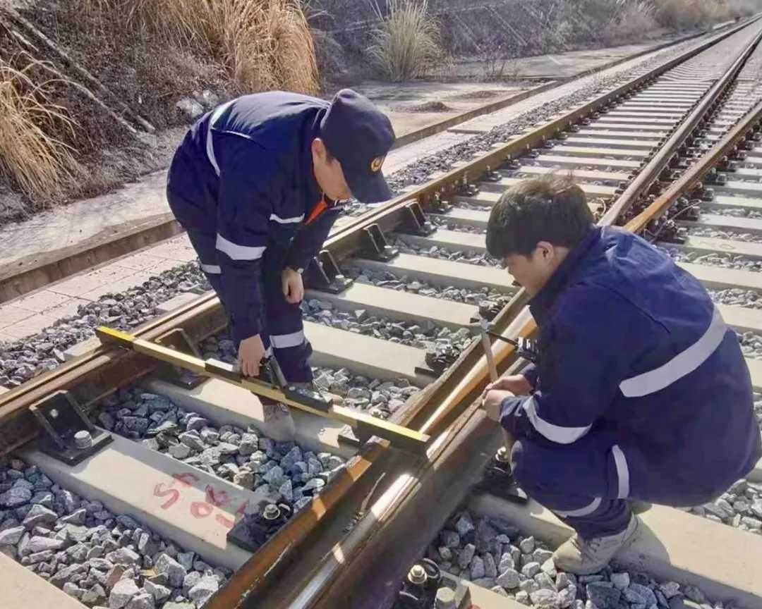 ��yun�����������