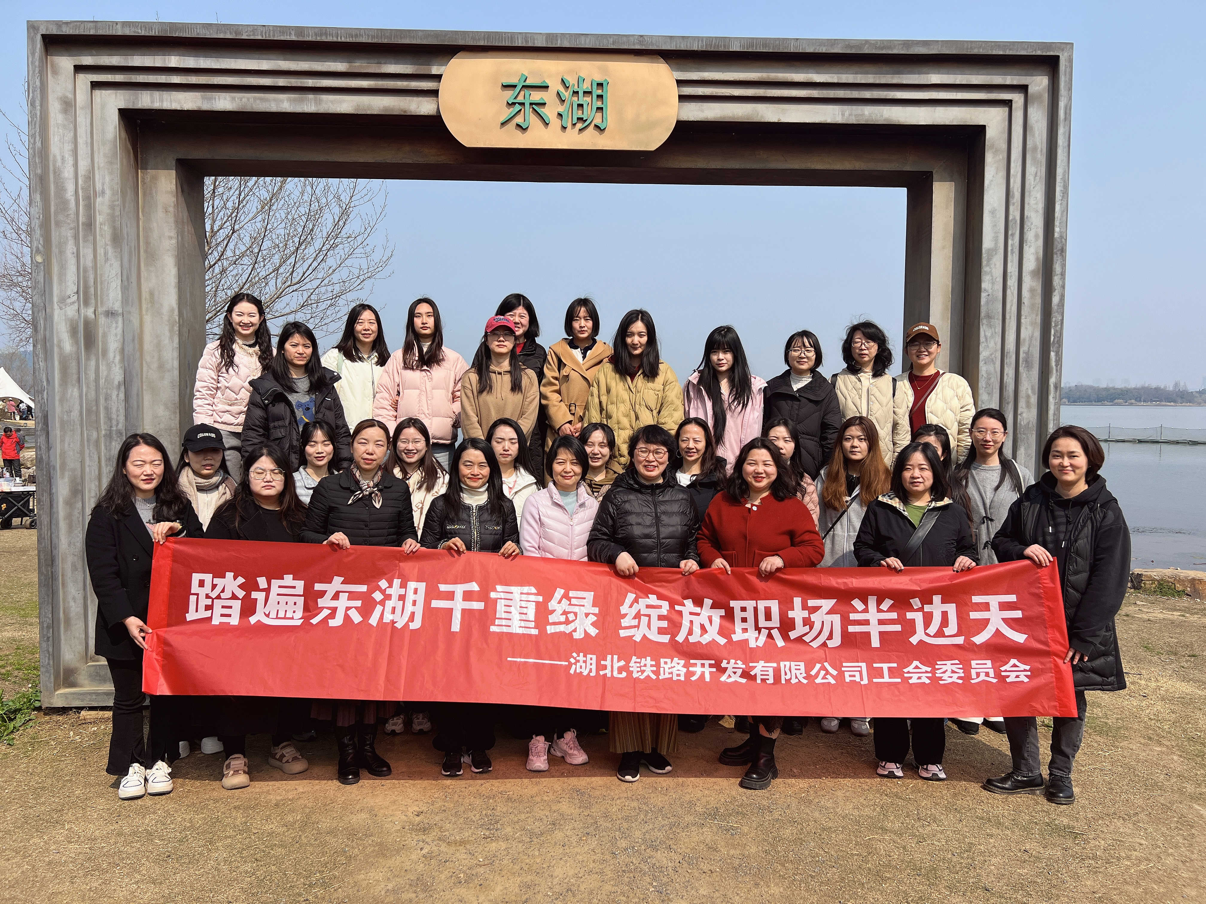 ��yun�����������