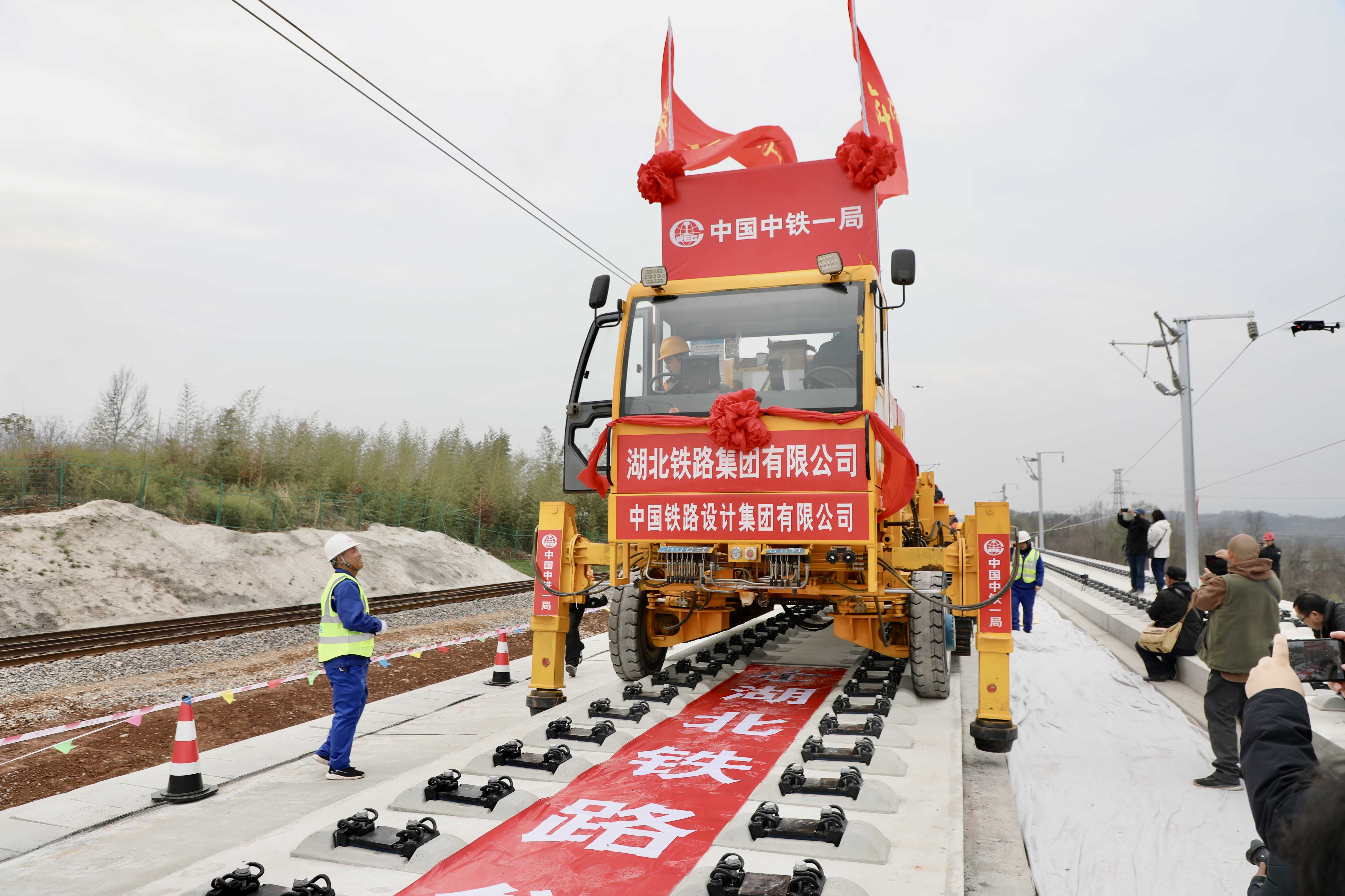 ��yun�����������