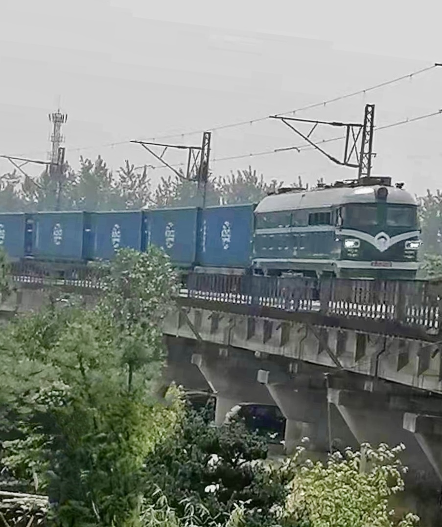 ��yun�����������