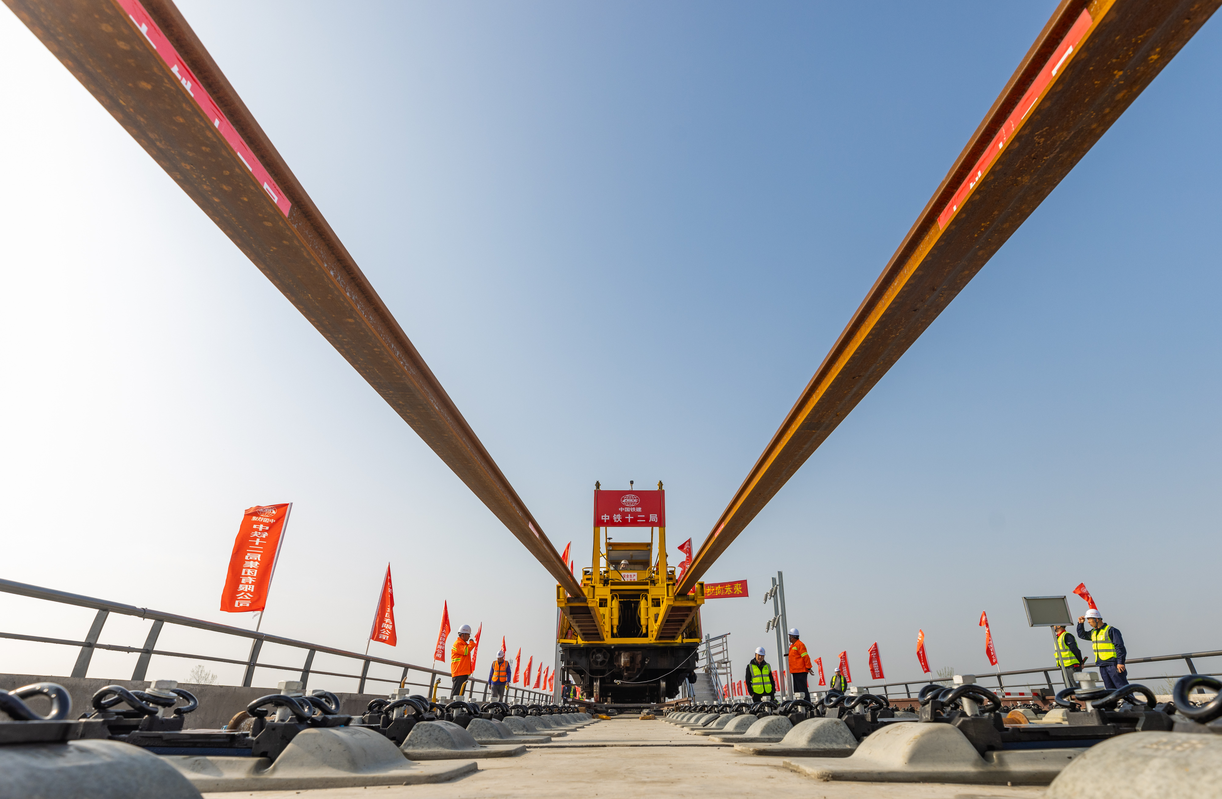 ��yun�����������