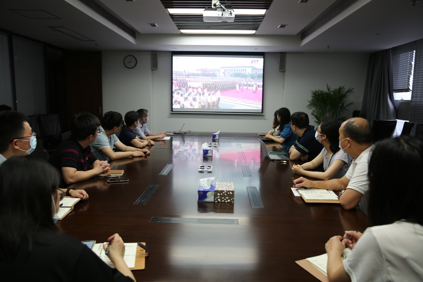 ��yun�����������