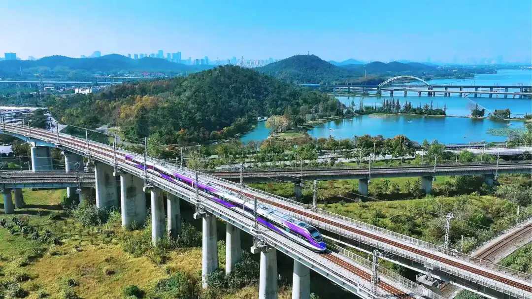 ��yun�����������