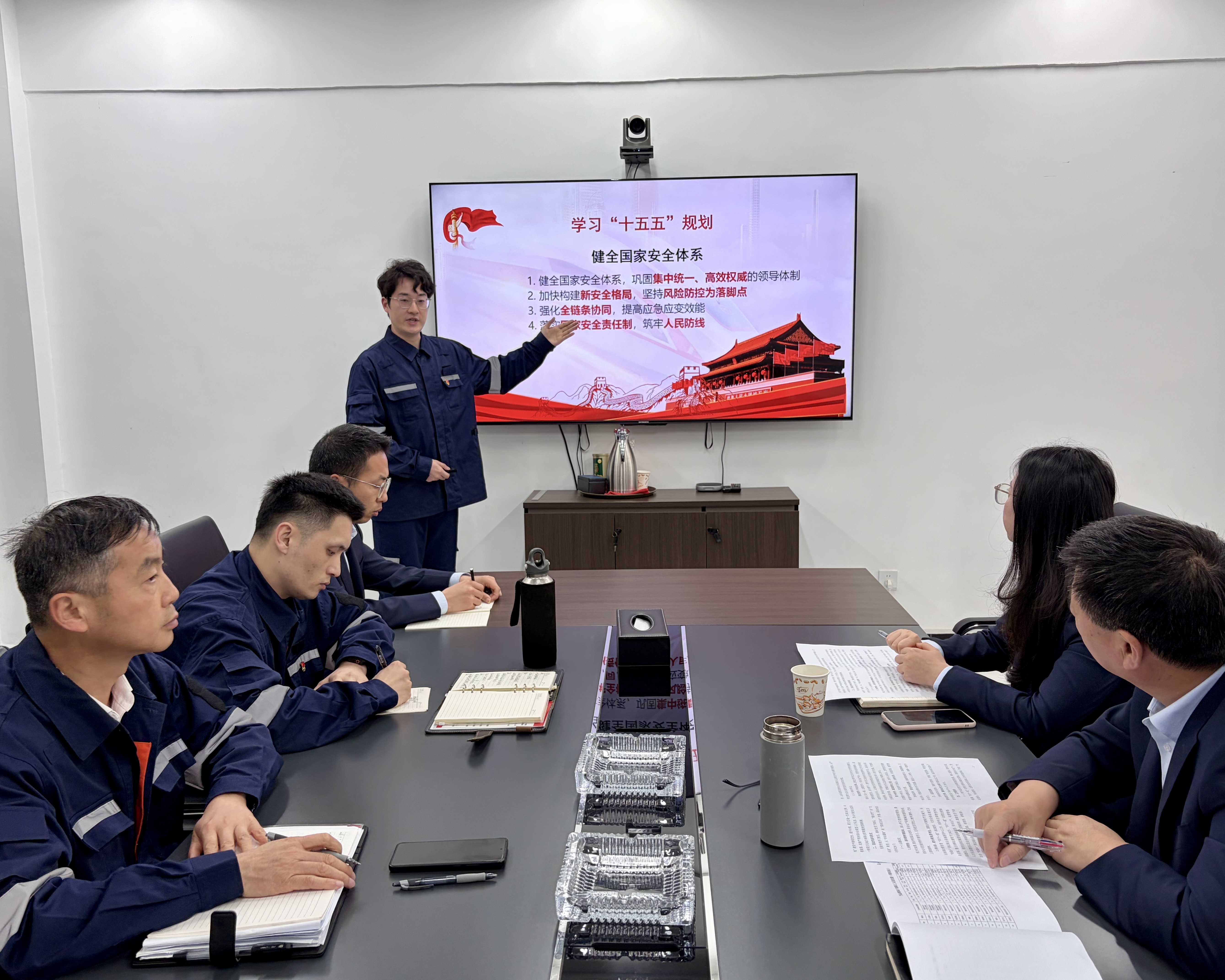 ��yun�����������